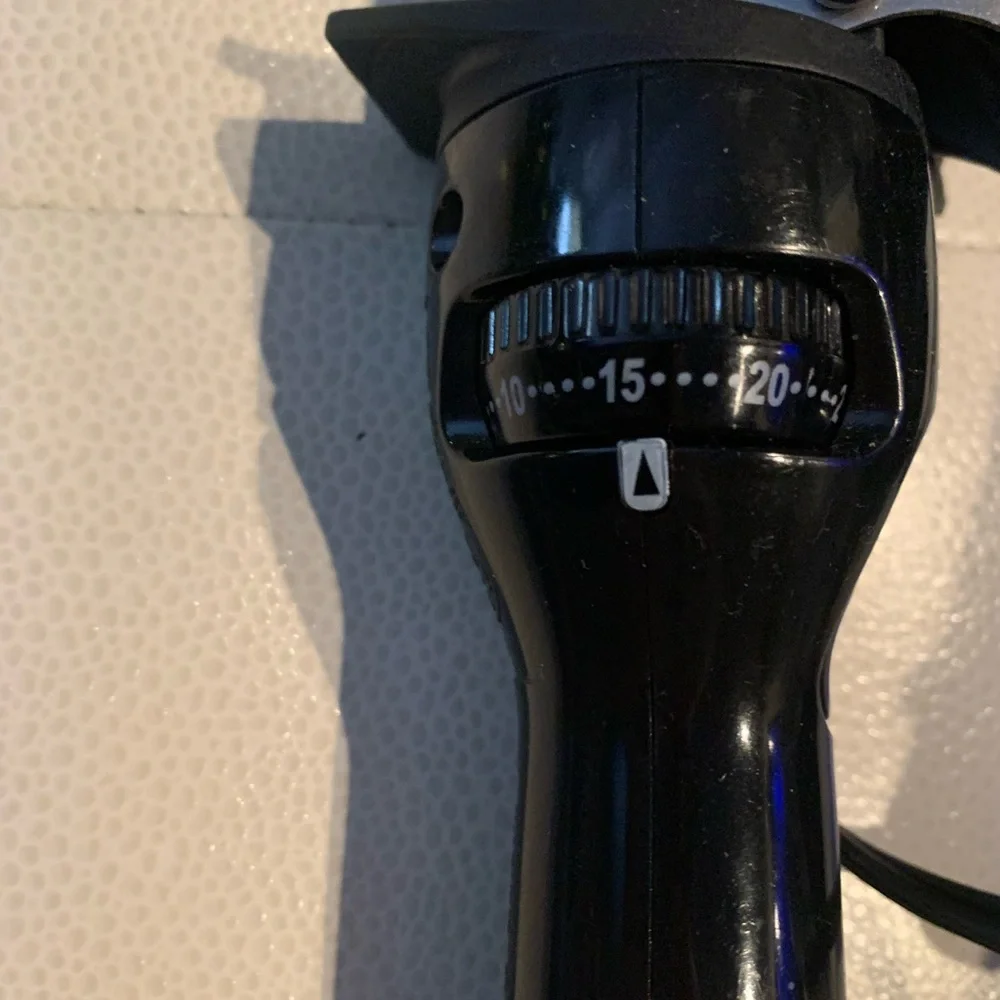 Revlon 1” Barrel Curling Iron Ceramic Coated Auto Shut Off 30 Heat Settings